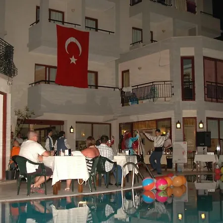 Hera Hotel