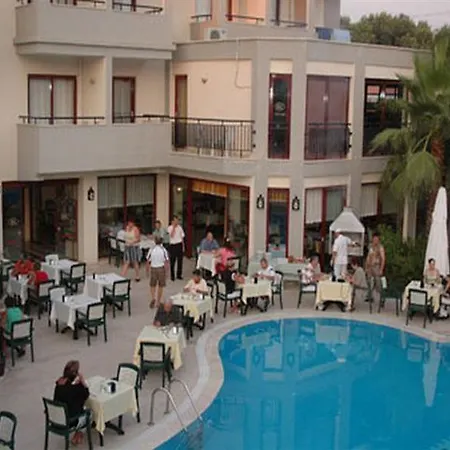 Hotel Hera 2*