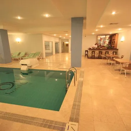 Hera Hotel