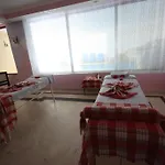Hera 2* سيدي