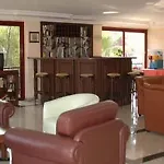 Hera فندق